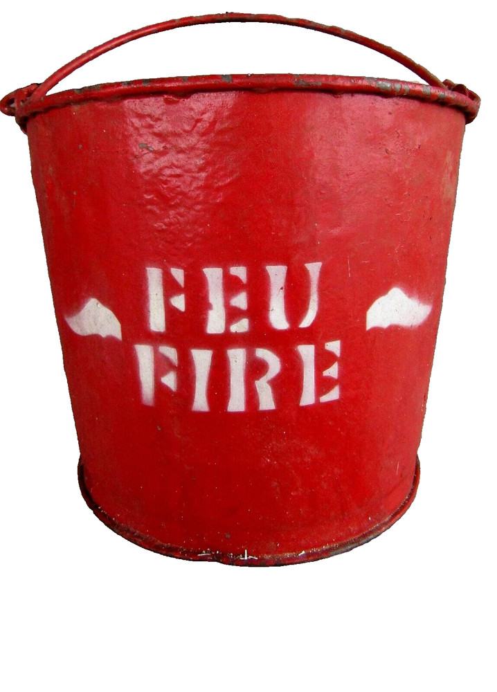 ANTIQUE RED GALVANIZED ROUND BOTTOM FEU FIRE BUCKET