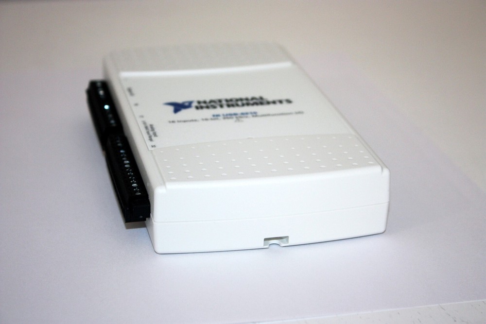 National Instruments NI USB-6210 Multifunction I/O Device DAQ Data Acquisition