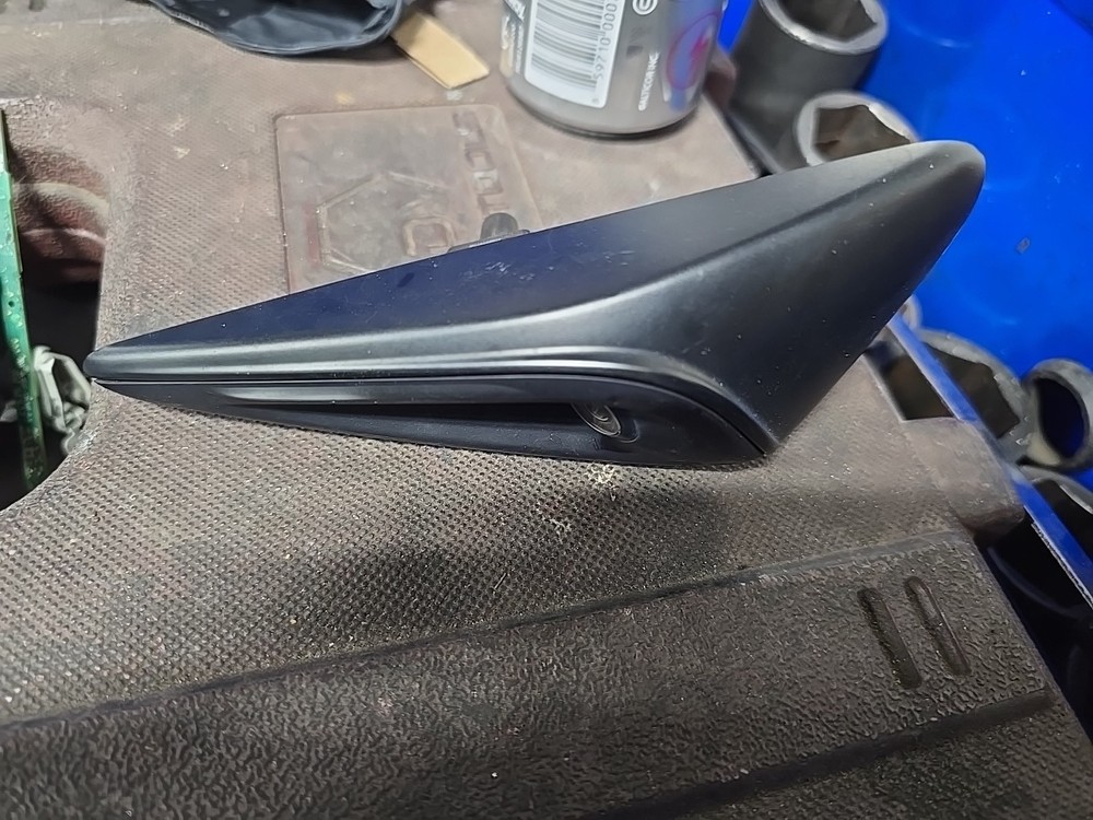 2021-2024 Tesla RH Repeator Camera