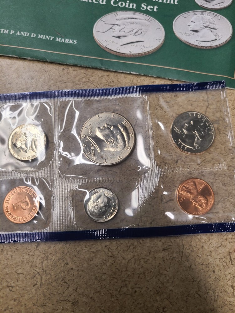 1993 United States Mint Set in Original Packaging