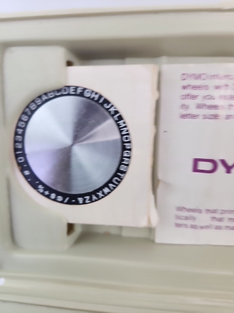 Vintage Dymo 1550 Handheld Label Maker with Case, Embossing Wheels
