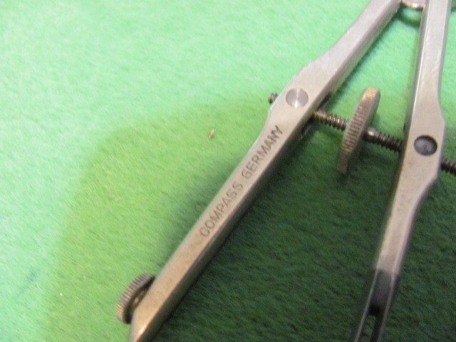 2 Vintage Compass Germany Bow Instruments.