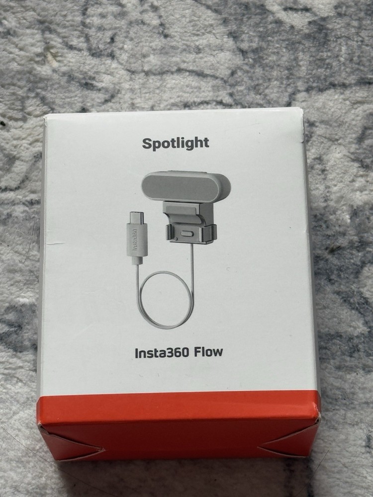 Insta360 Flow Spotlight