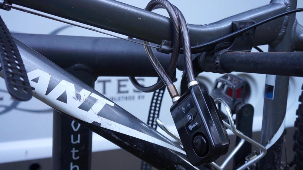 Nulock Alarmed Keyless Bluetooth Smart Bike/Motorcycle/Gate Lock Splash-proof