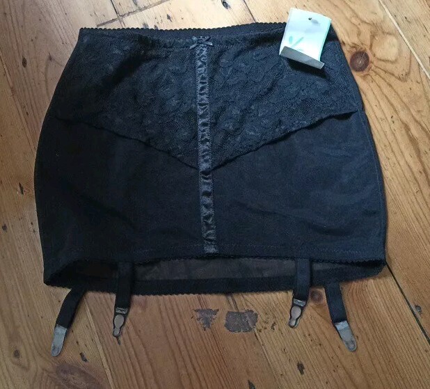 VTG Uk Shapely Lady Girdle