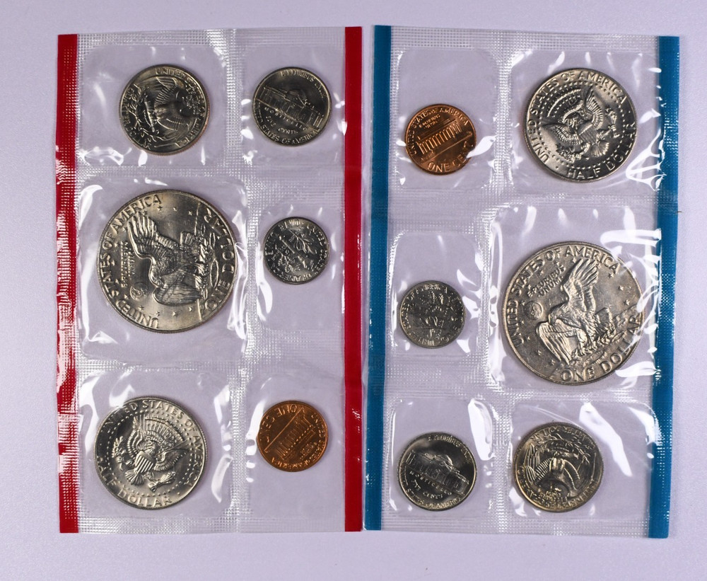 1977 P&D 12-Coin Uncirculated Mint Set (Original Package)