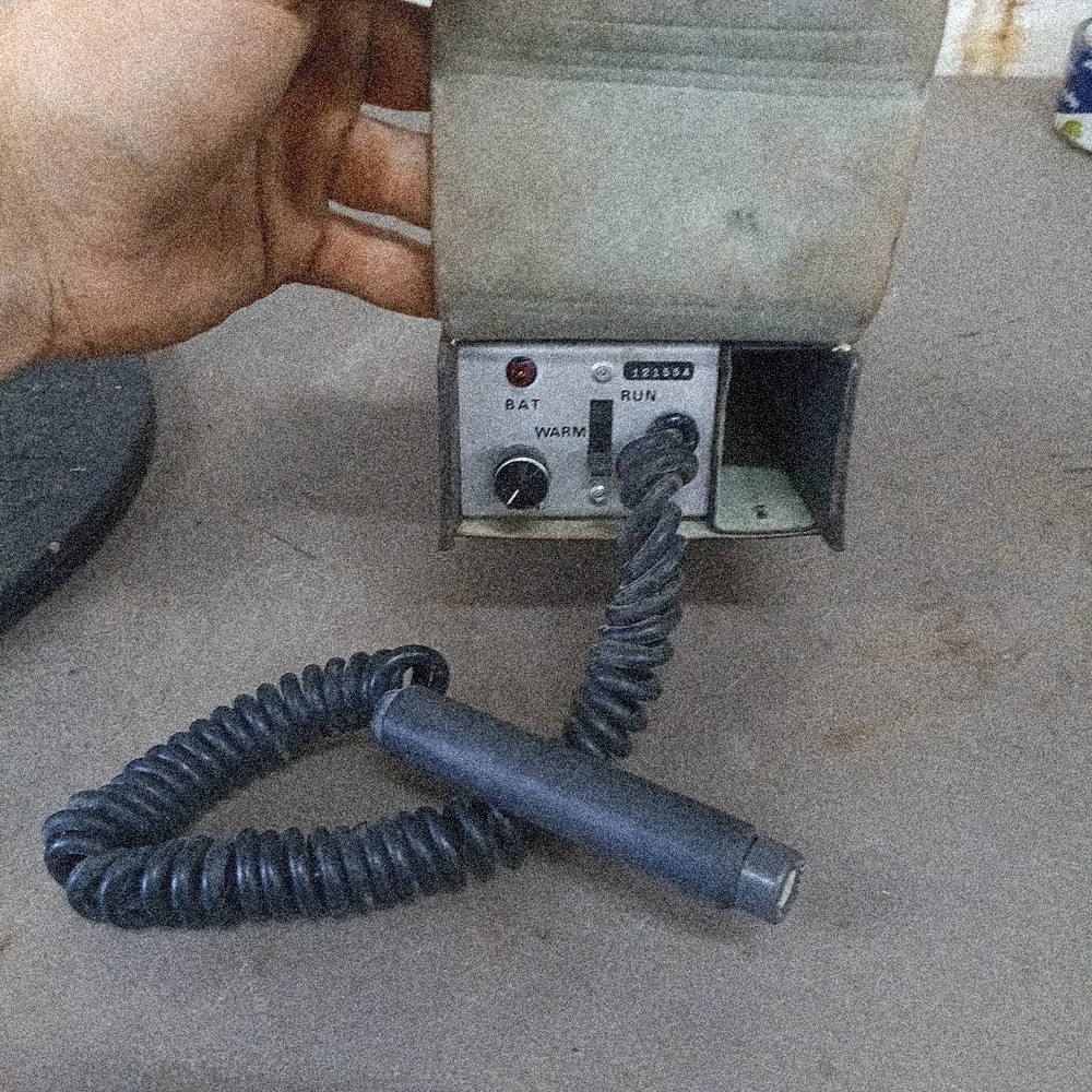 CPS Leak Refrigerant Gas Leak Detector with Case