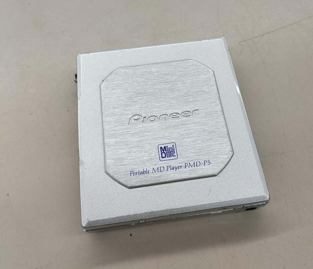 Pioneer Portable MD Player PMD-P5 Silver