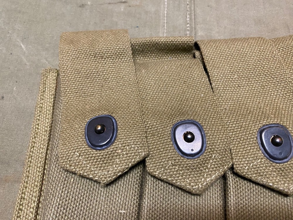 ORIGINAL WWII US ARMY 5 CELL 20RD AMMO CARRY POUCH