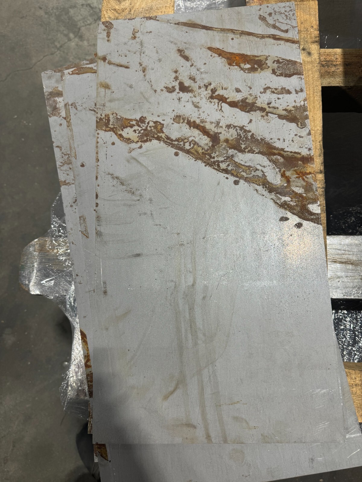 Rusty - 1/4" x 12" x 24" Steel Plate, 1 piece A36 Steel, 0.25" Thick