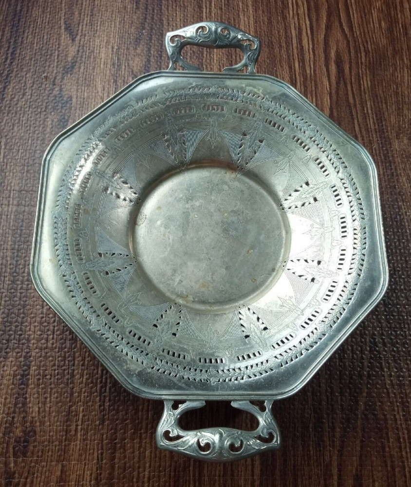 Vintage EPNS Pedestal Dish 2 handle Round Silver plated