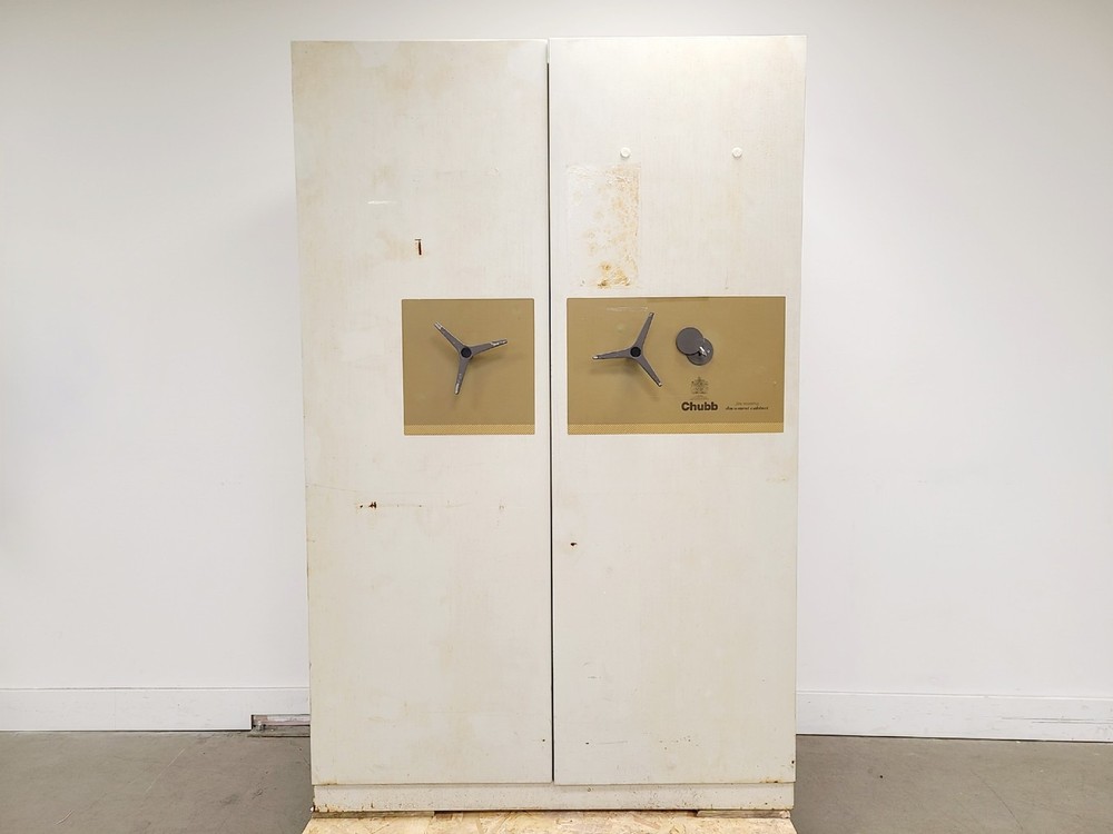 Chubb S 120 P Fire Resisting Document Cabinet Safe