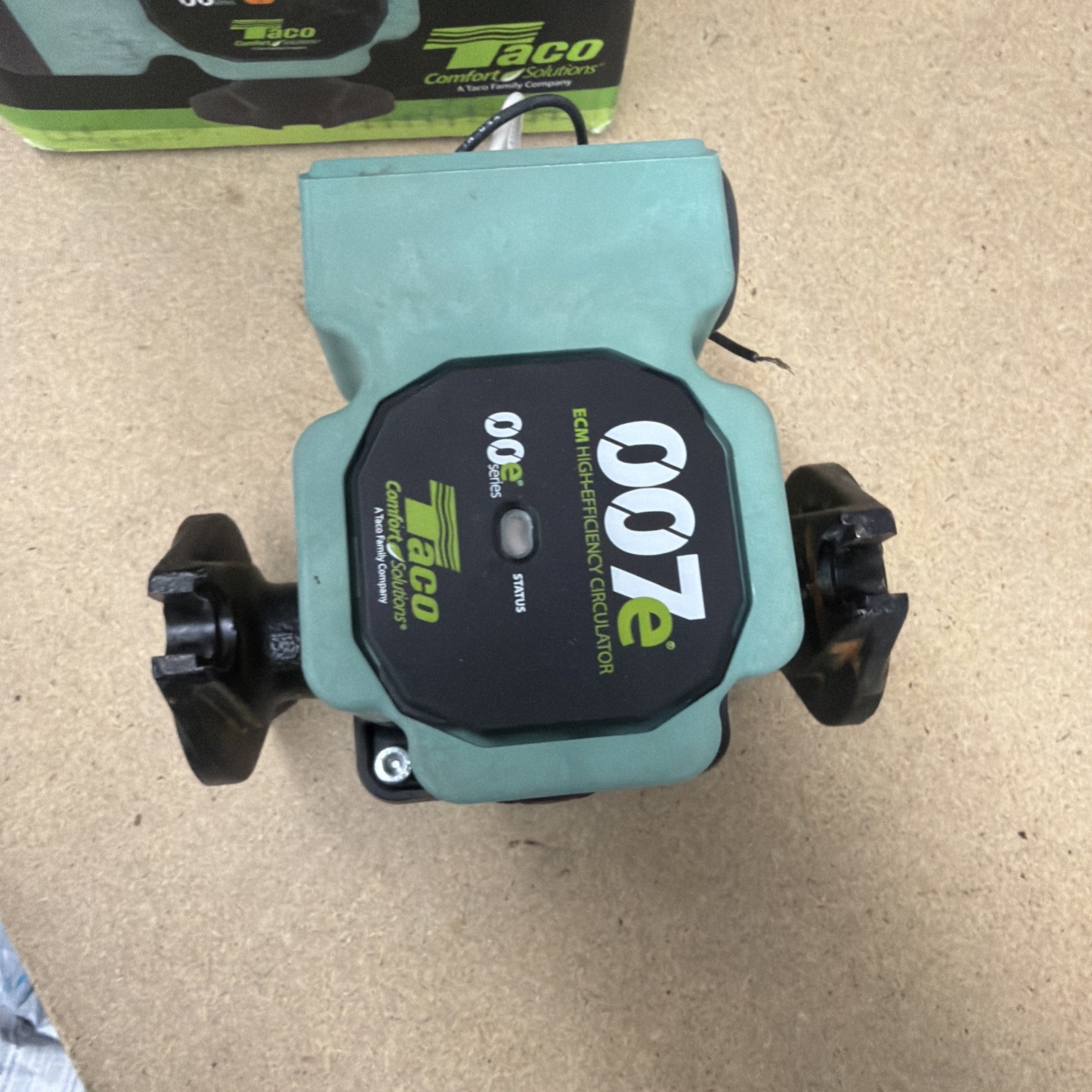 Taco Comfort Solutions Cast Iron ECM High-Efficiency 2-Flange Circulator Pump