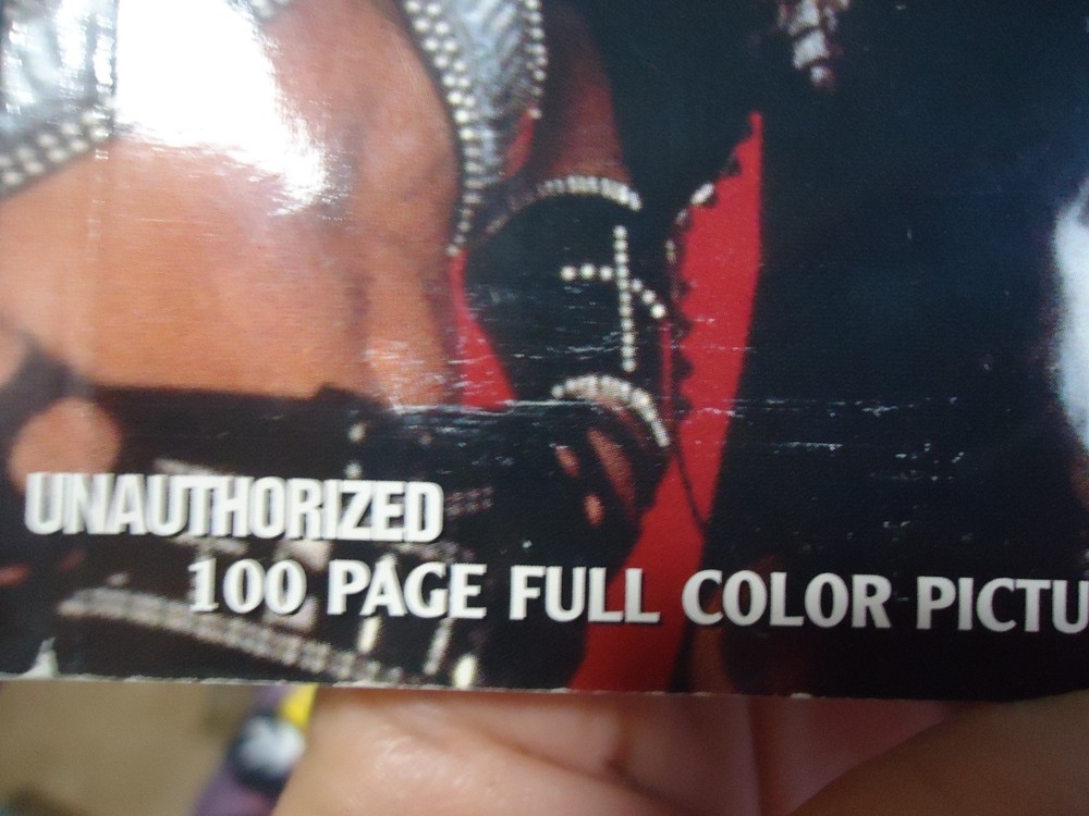 Kiss 25th Anniversary Star Profile audio documentary CD w/100-page picture book