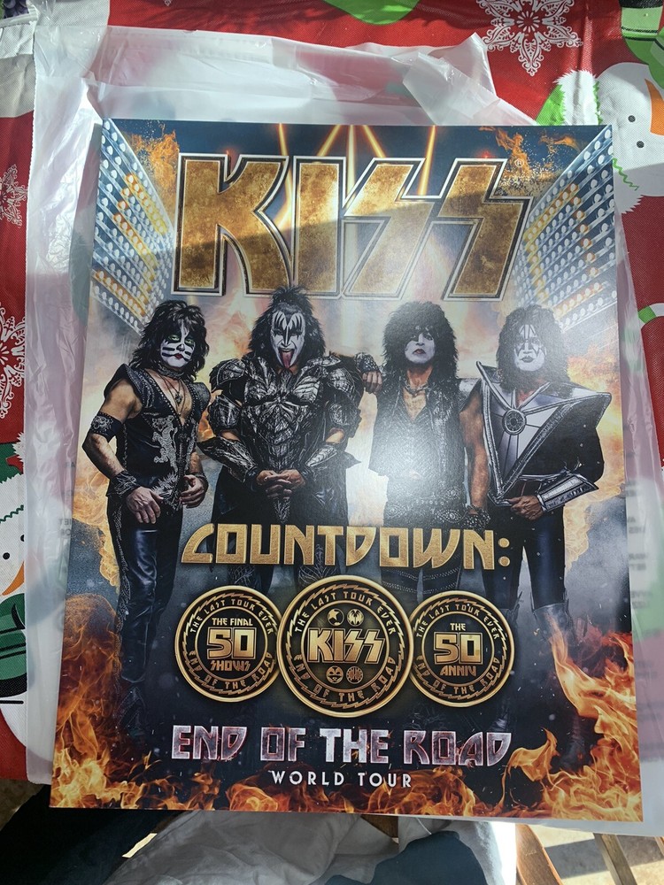 KISS 2023 END OF THE ROAD V8 TOURBOOK  Sealed New Never Opened