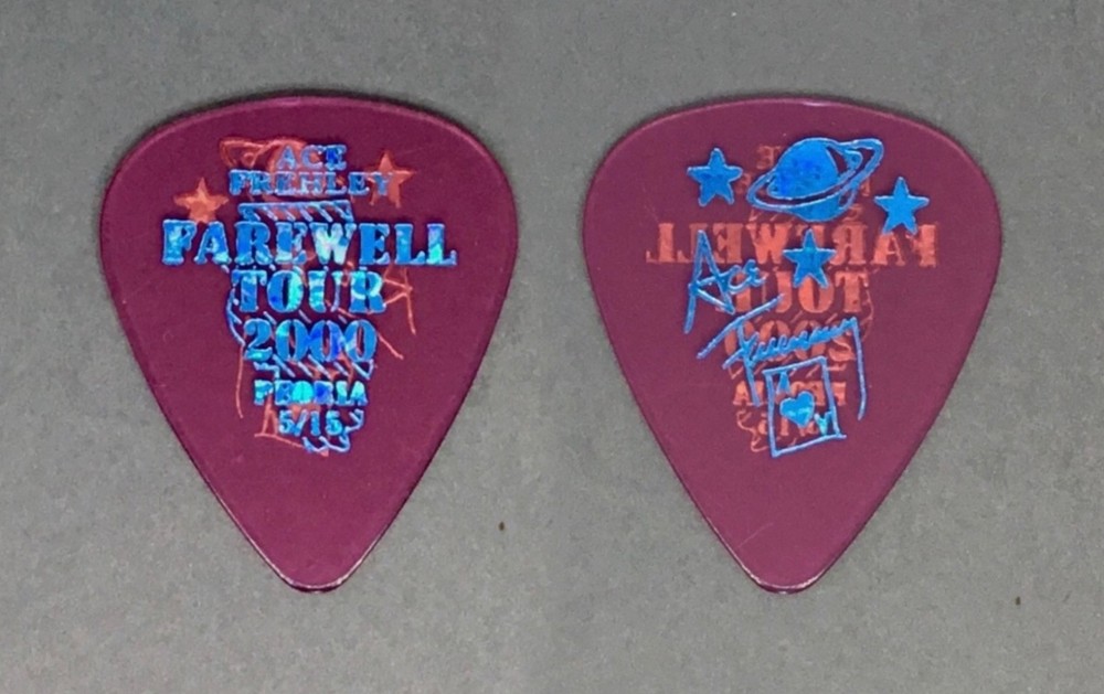 ⚡️KISS Ace Frehley Farewell blue prism on st pink guitar pick Peoria, IL 5/15/00