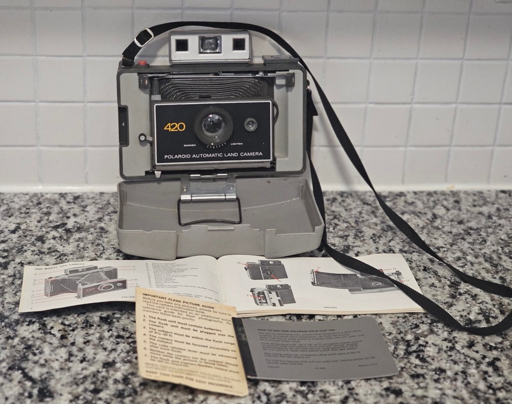 Vintage Polaroid 420 Automatic Land Camera Complete w Original Case,Instructions