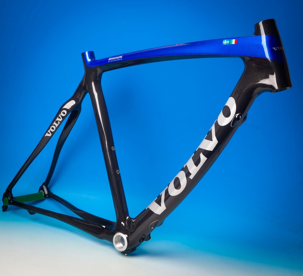 WHITE C2C VOLVO FRAME ONLY NEW 2008 NOS Size 54 - No Fork