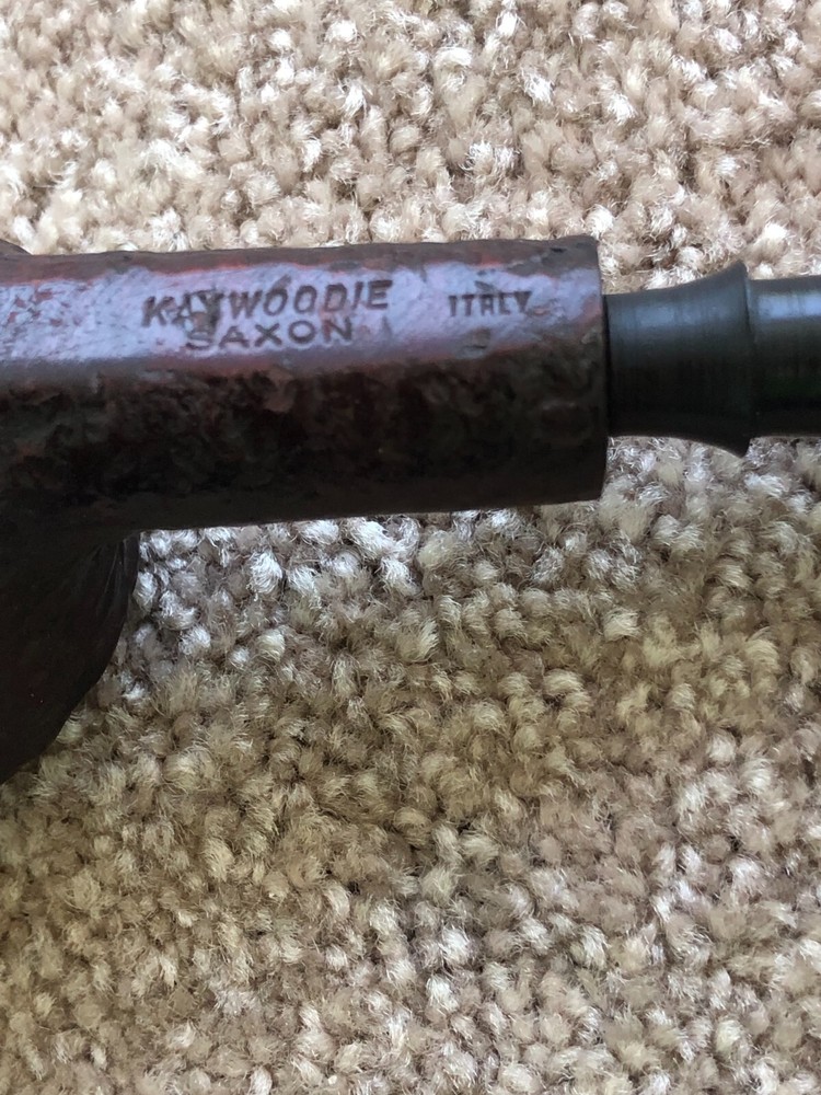KAYWOODIE RUSTICATED AUTHOR SAXON BRIAR PIPE