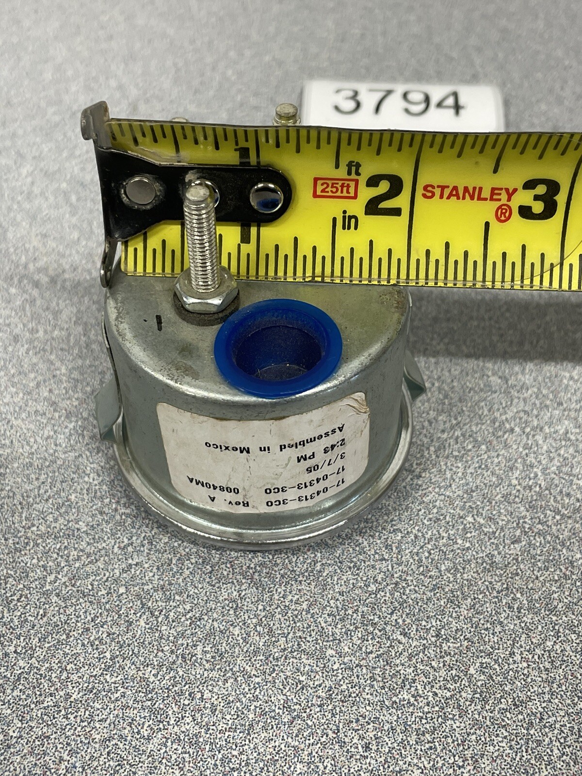 NOS Peterbilt 17-04313-3C0 Engine Oil Temperature Gauge New