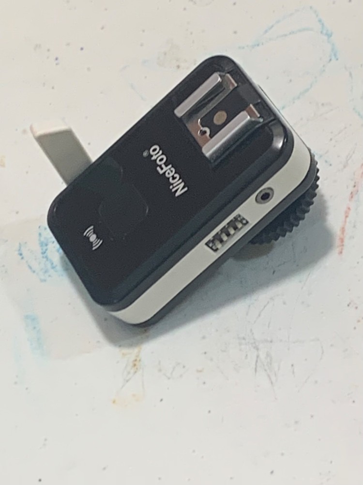 Nicefoto n flash 680a wireless studio flash. Used. Wireless trigger included