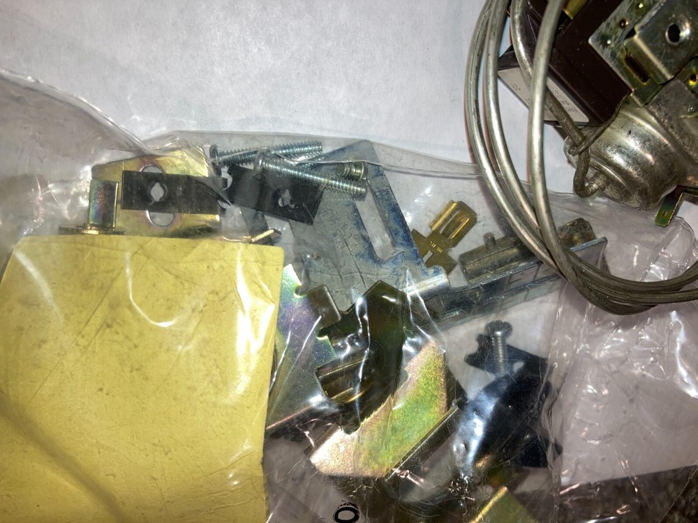 NEW GEMLINE GC608 COLD CONTROL SWITCH 31" CAPILLARY, NOS