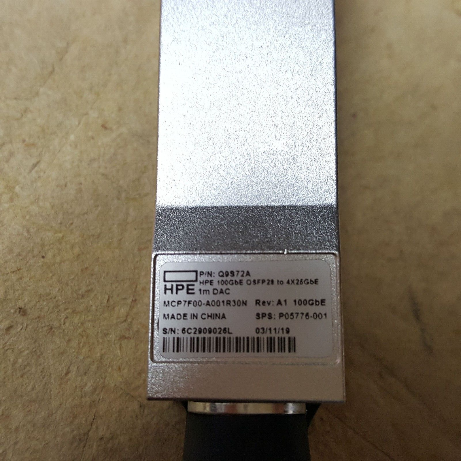 MCP7F00-A01A Mellanox 100GbE QSFP28 to 4x 25GbE SFP28 1m DAC Breakout Cable