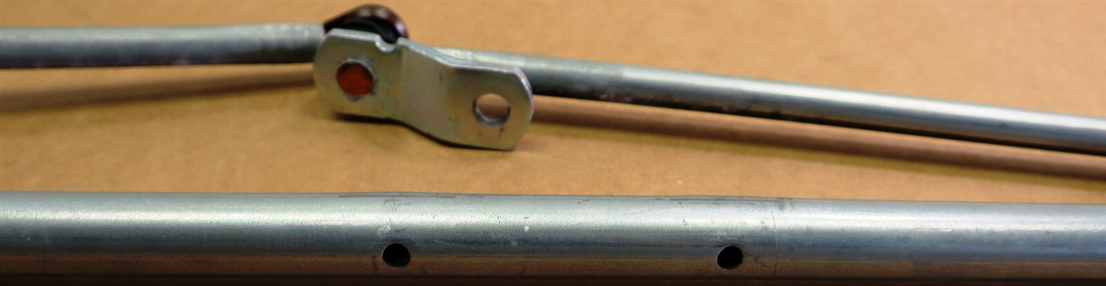 OE Windshield Wiper Linkage Arm and Pivot Shaft Assembly Transmission FORD OEM