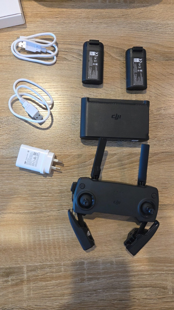 DJI Mavic Mini Kit – Controller + 2 Batteries + Charger + Case