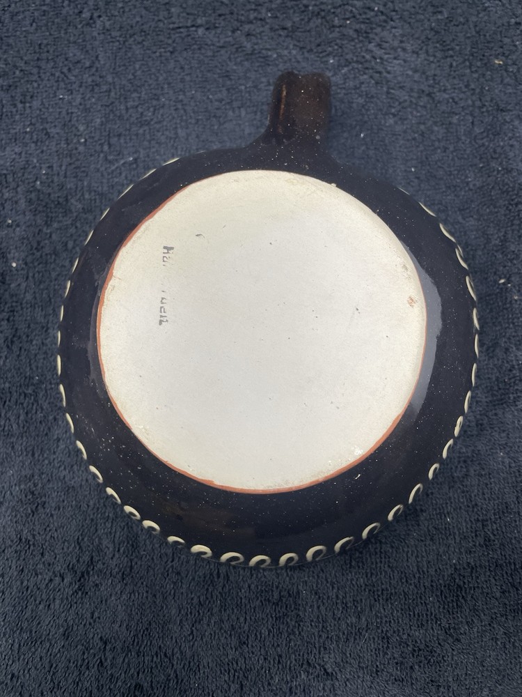 Handerbelt Germany Ceramic Art Nappy Dish