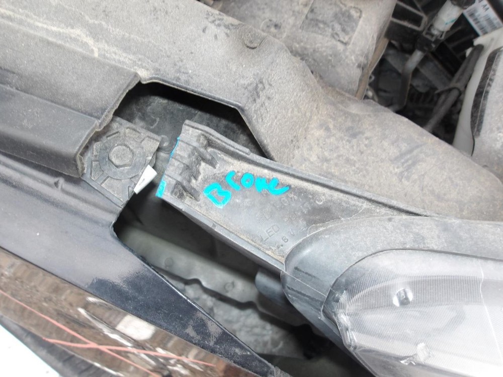 EXPLORER 2019 Air Shutter 2038878