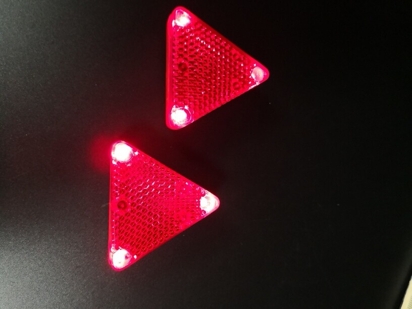 2 PC LED Triangle Safety Blinker w Clip Red Light Multi-functional US Seller