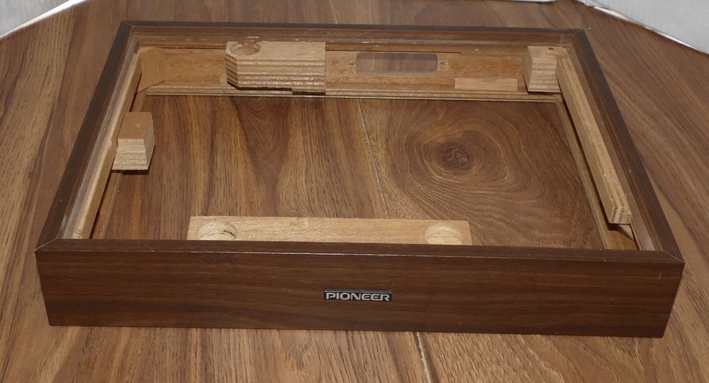 Pioneer PL-12D Turntable Plinth. Nice Shape!