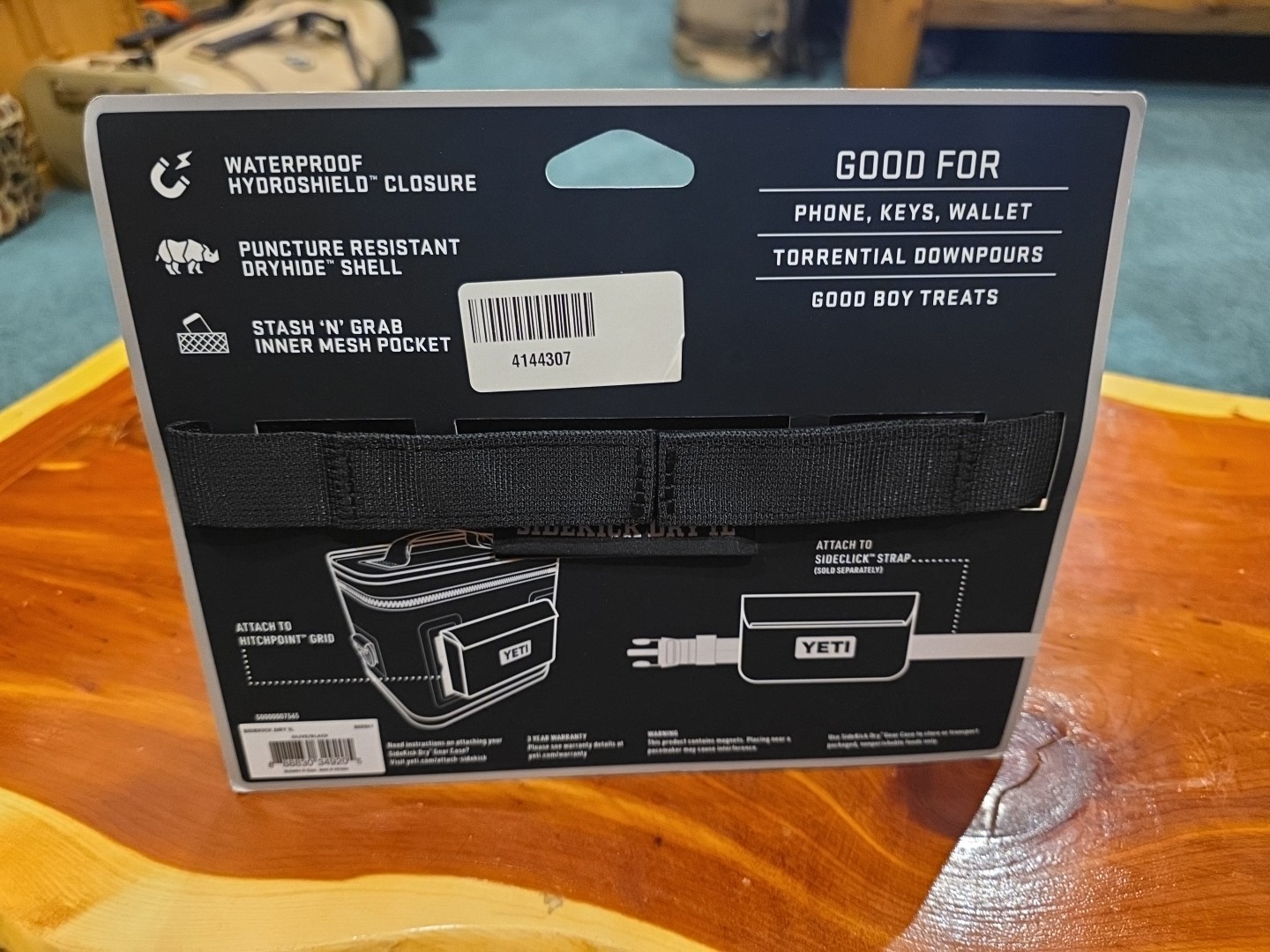 Yeti Sidekick 1L olive /Black New With Tags.