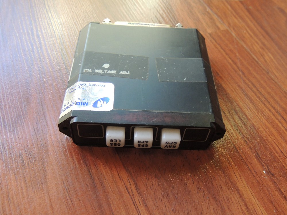 Mid-Continent Instrument MD41-1328 GPS Annunciation Control Unit