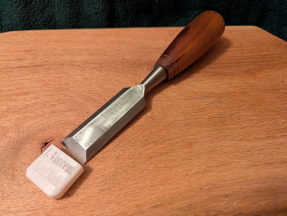 1" Valkyrie Butt Style Bench Chisel with Exotic Yaje Negra Handle