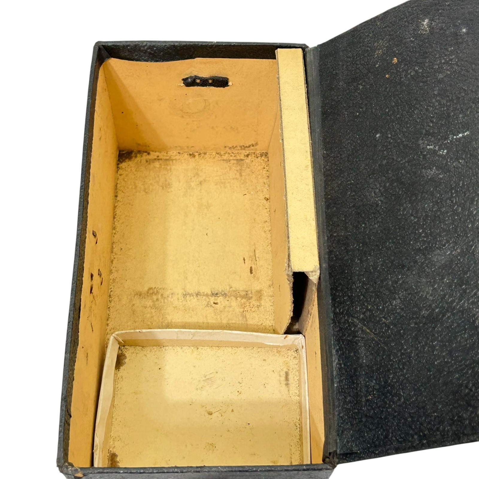 Vintage Tower Complete Flash Film Camera Kit Bulb & Flash Attachment with Case