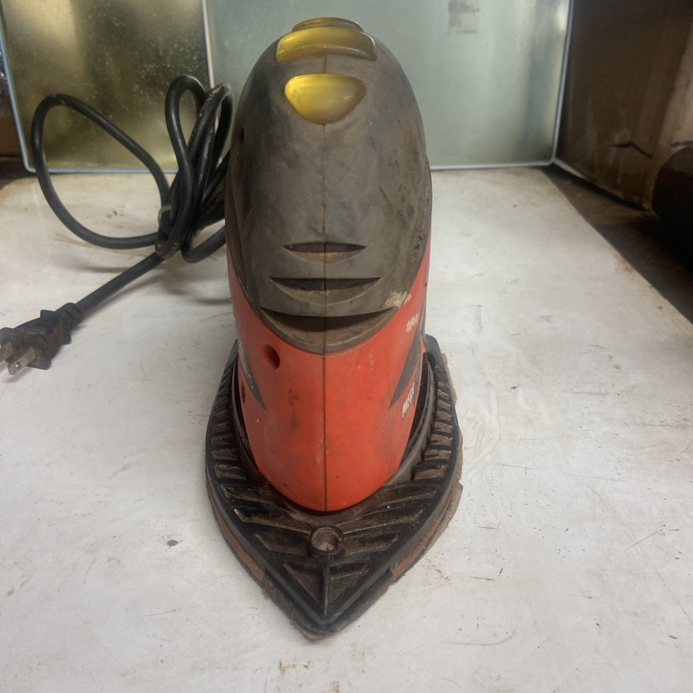 BLACK & DECKER MS700 (PSO029862)