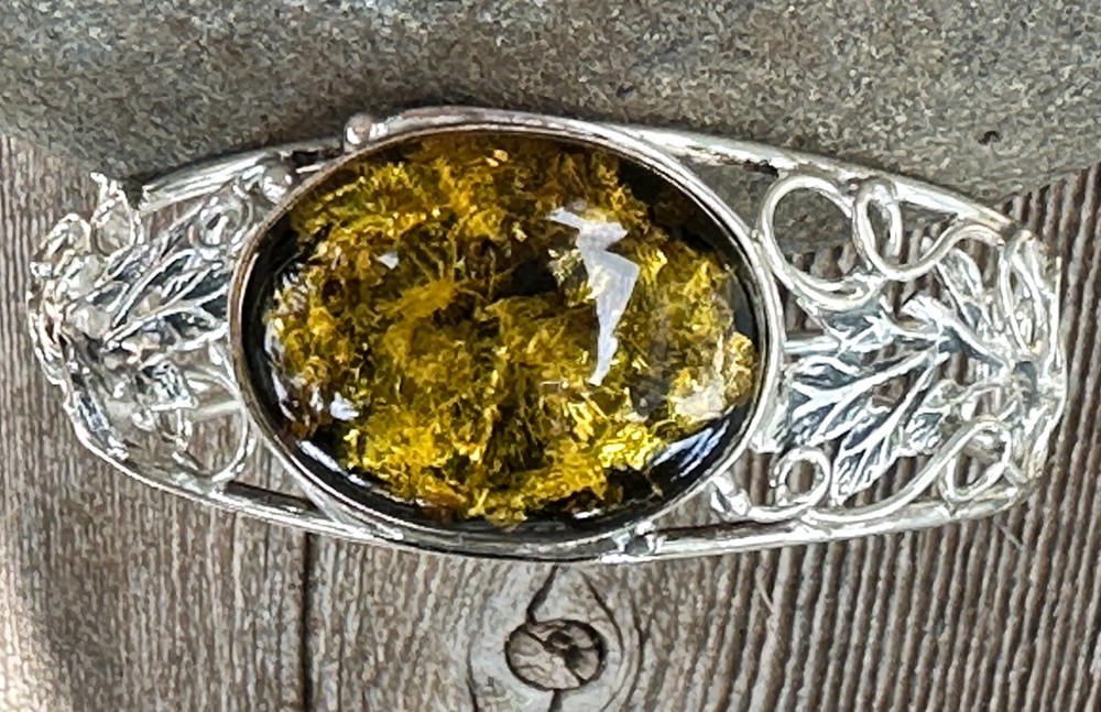 Green Amber Silver Filagree Hinged Bracelet