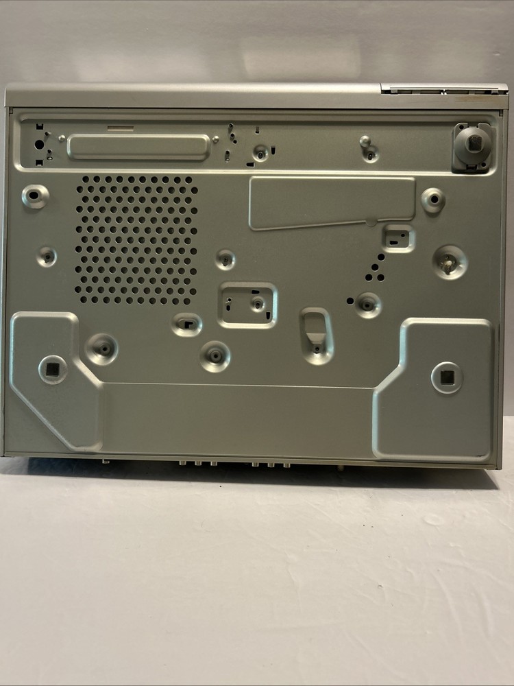 Phillips DVD Recorder Player - Model DVDR615/17 With Remote Read