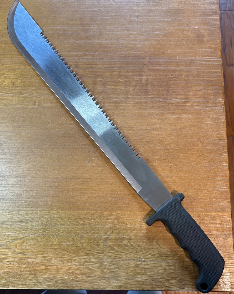 24 inch Sawback Machete with Cloth Sheath