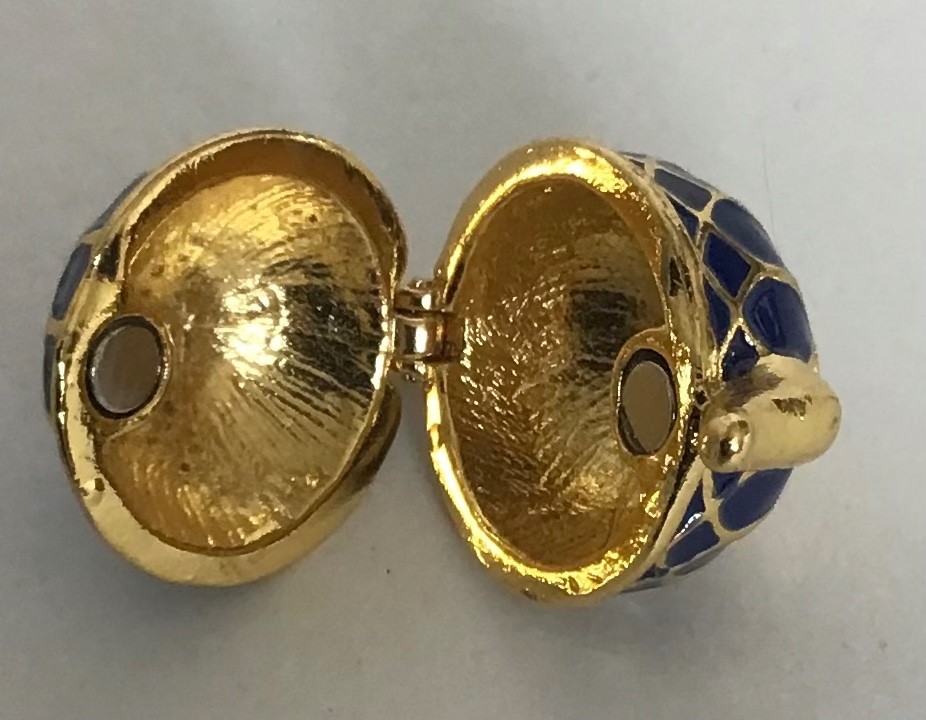 Itty Bitty Teapot Pendant which Opens, Hinged Lid