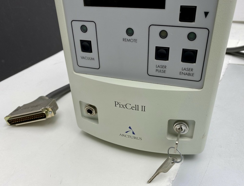 Arcturus PixCell II Model LCM1612 Instrument Controller w/ Keys