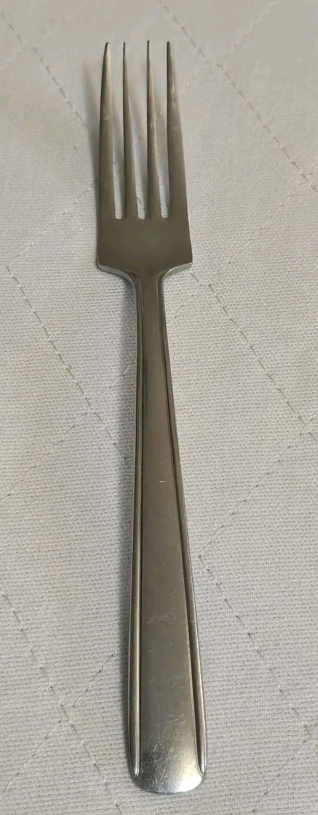 Dominion Heavy Weight 7. 25" Stainless Steel Dinner Fork Silverware