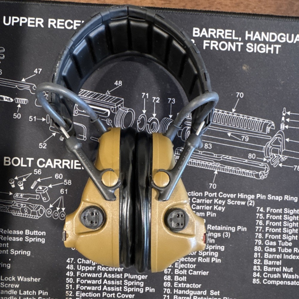 Peltor Comtac III Hearing defenders