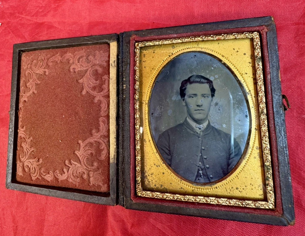 Antique 1/9 Plate Ambrotype Early Civil War Confederate Soldier Uniform Photo NC