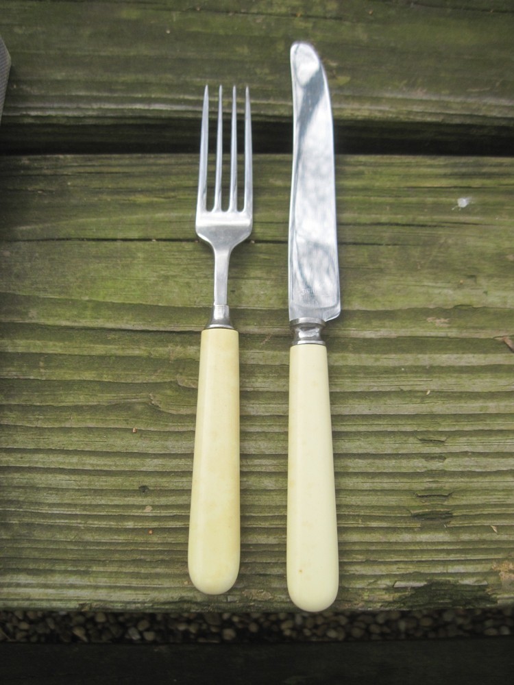 Bakelite or Plastic Flatware: 6 knives and 6 forks
