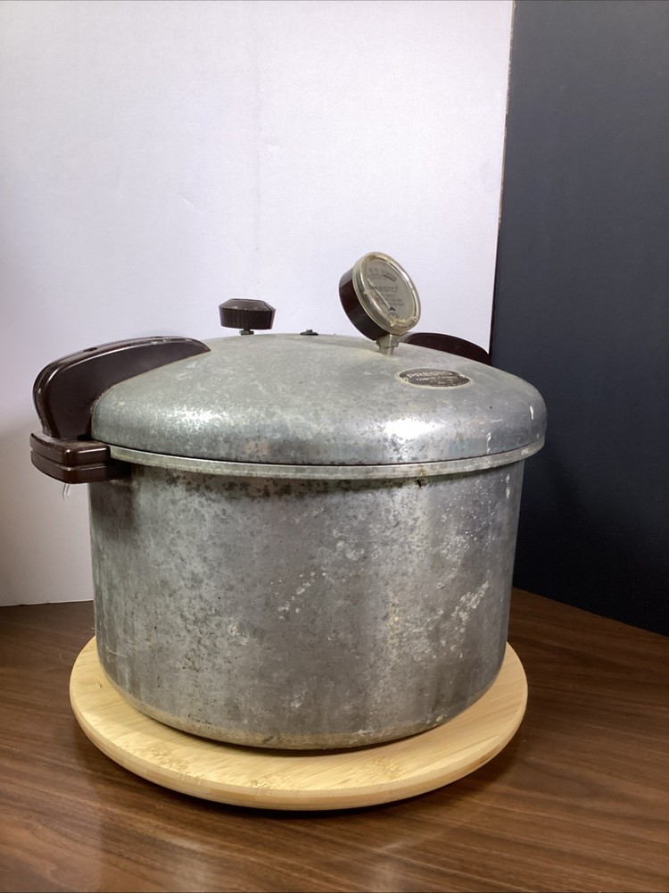 Presto, 16 Quart Pressure Cooker, Canner, Model 7 B