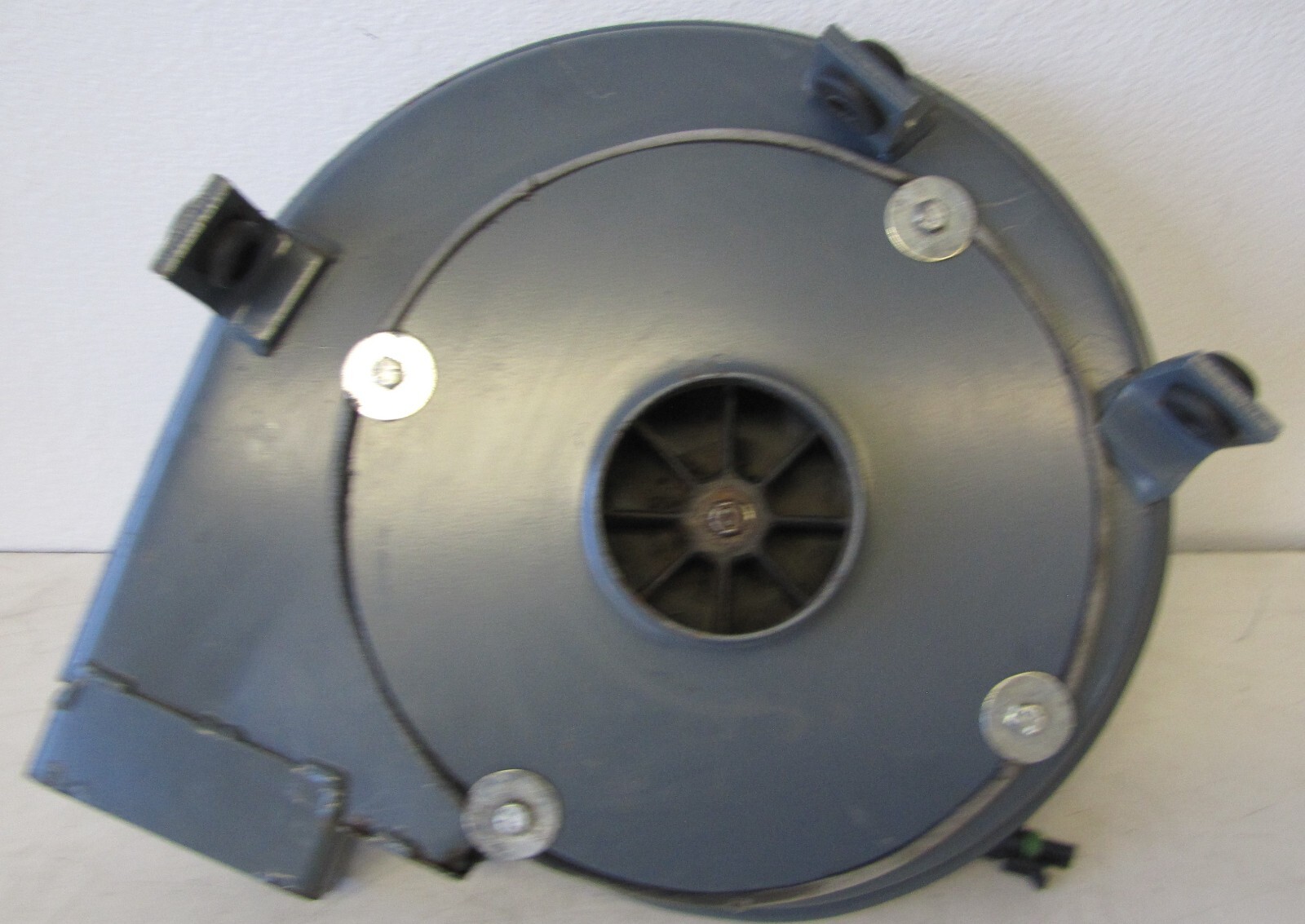 Tennant Sweeper Vacuum Fan Assembly Housing and Hydraulic Motor 1071240 9002683