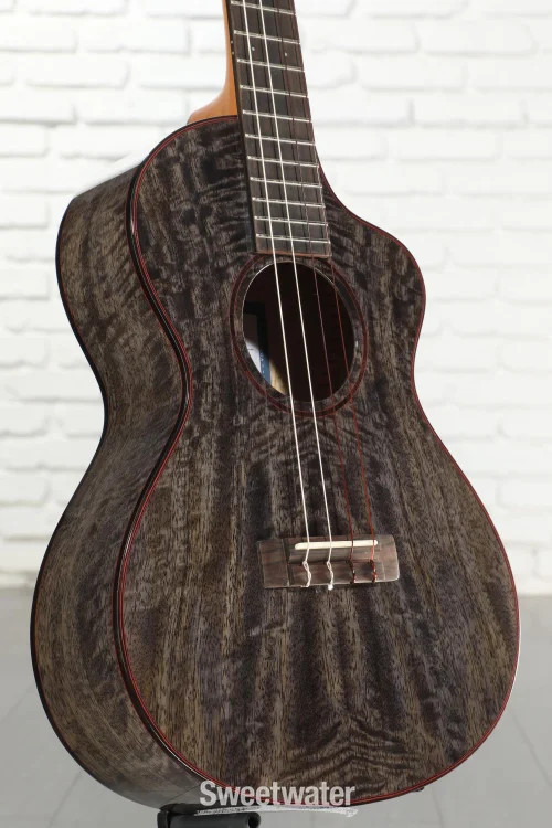 Kala Metropolitan Deluxe Mango Baritone Ukulele - Black Night